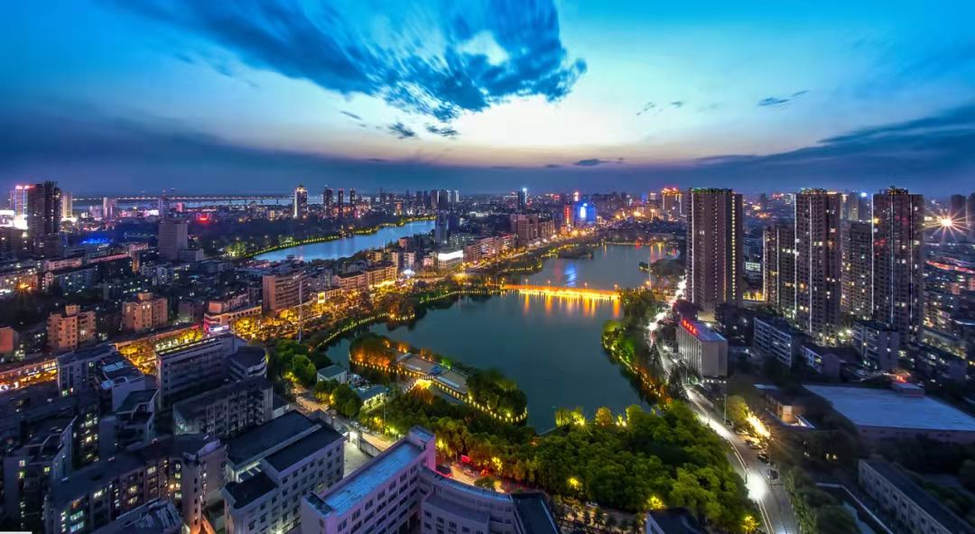 湖北,致尊敬的听众朋友们