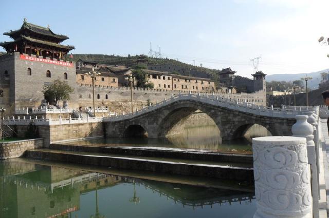 晋城,深度评论文章